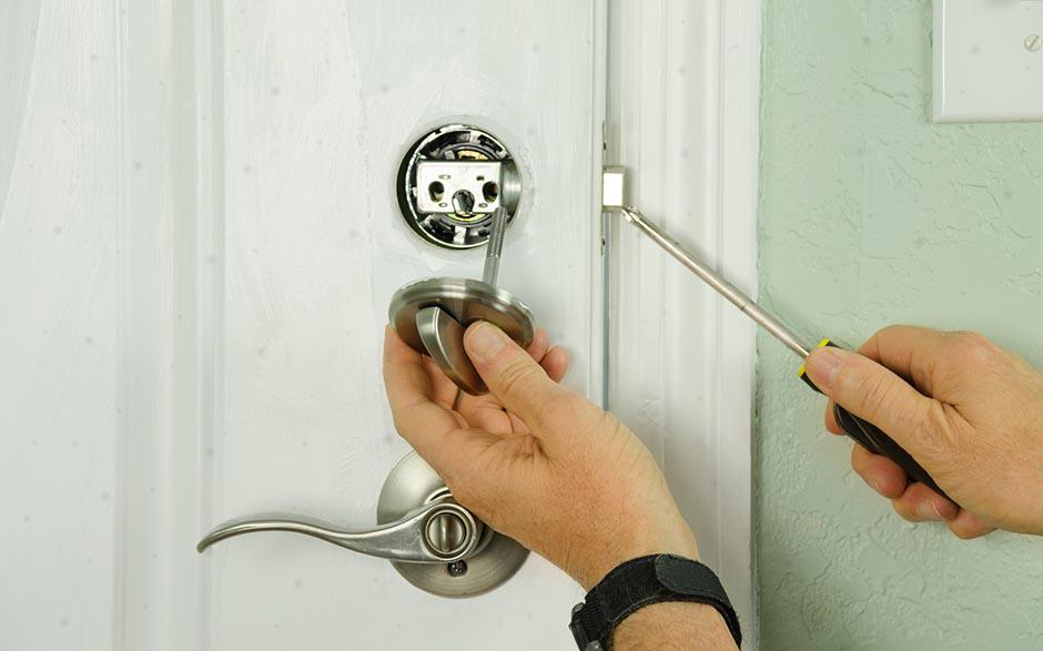serrurier urgence Le Mesnil-le-Roi